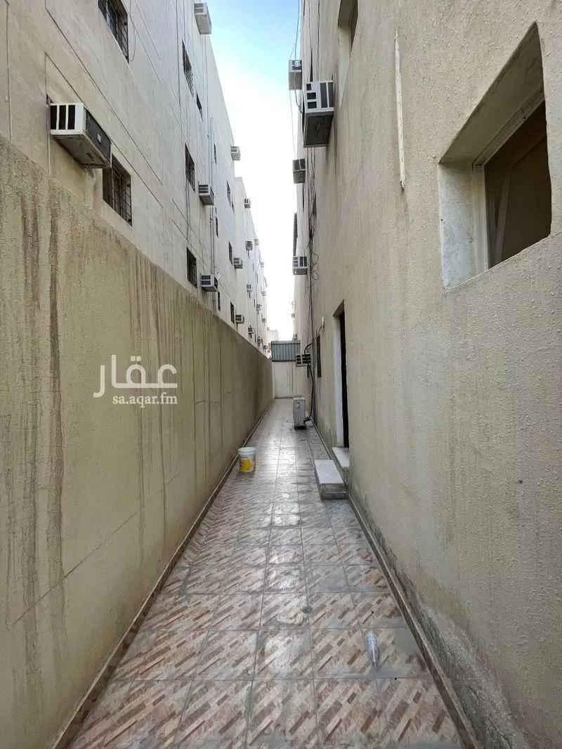 شقة 4 غرف في النور 18