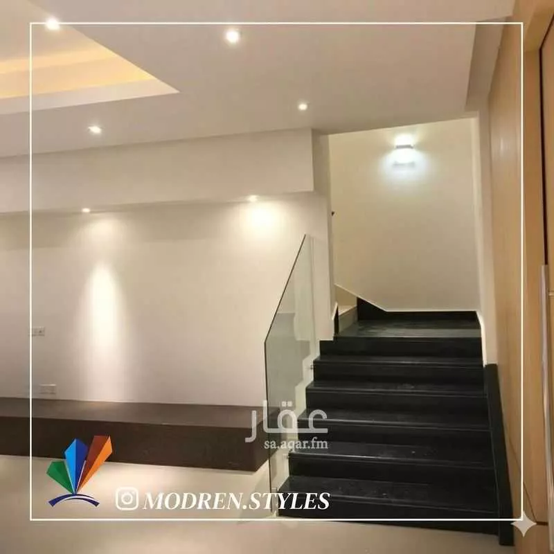 فيلا 6 غرف في العارض 2