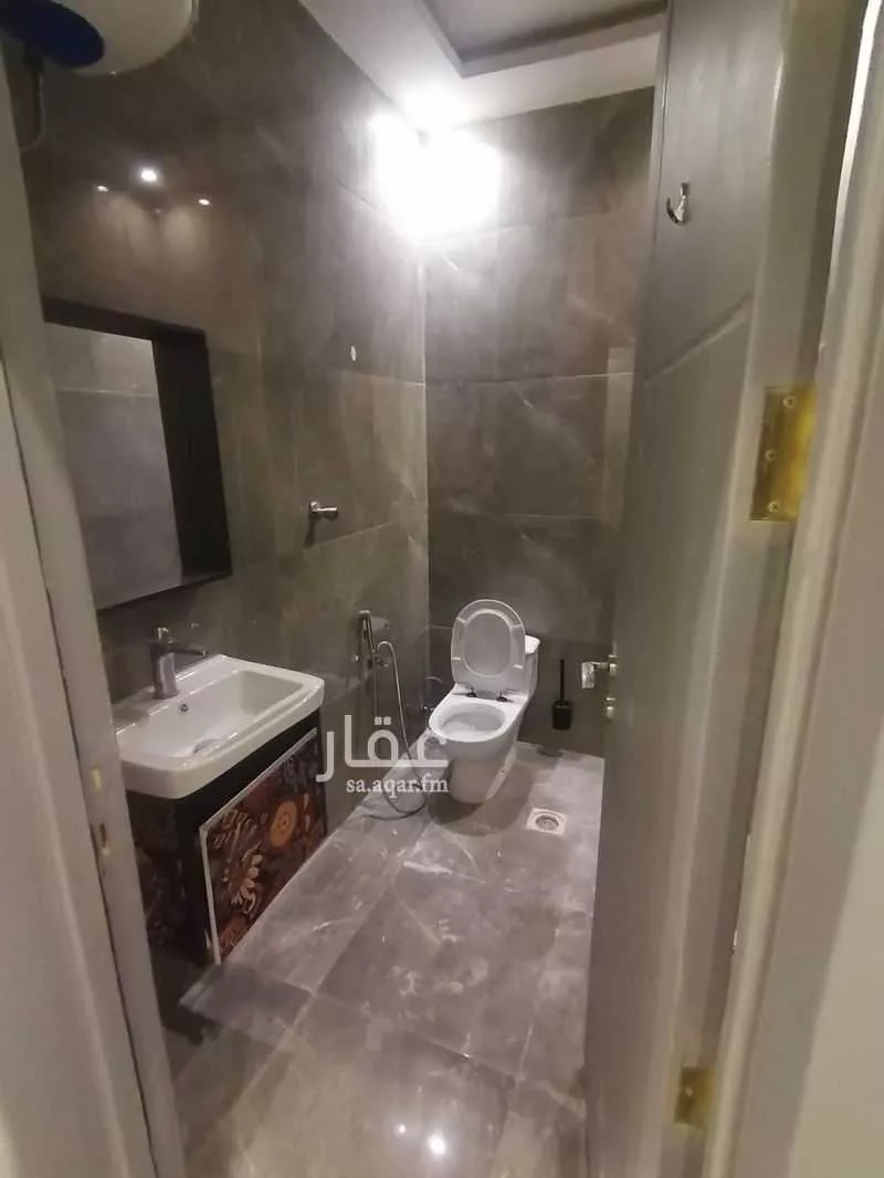 1 bedroom apartment in Al Aqiq 3