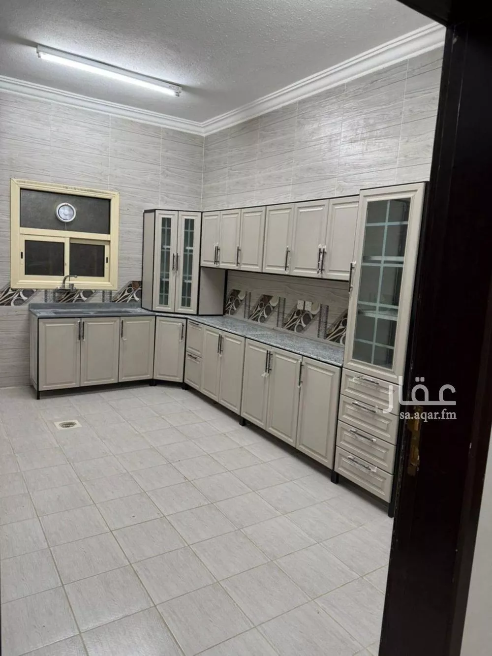 دور 3 غرف في العارض 7