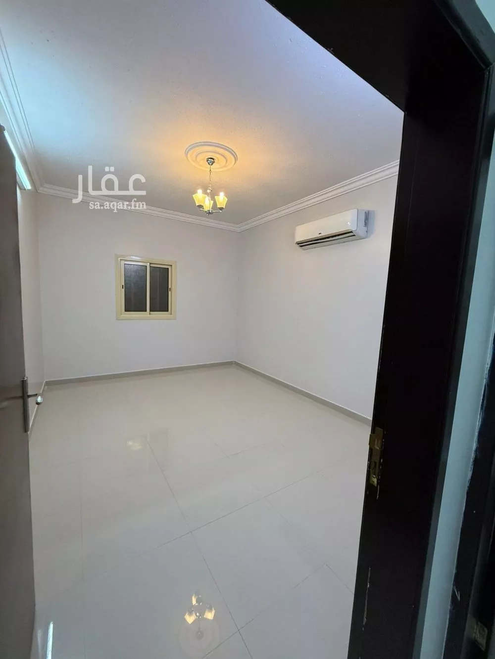 دور 3 غرف في العارض 10