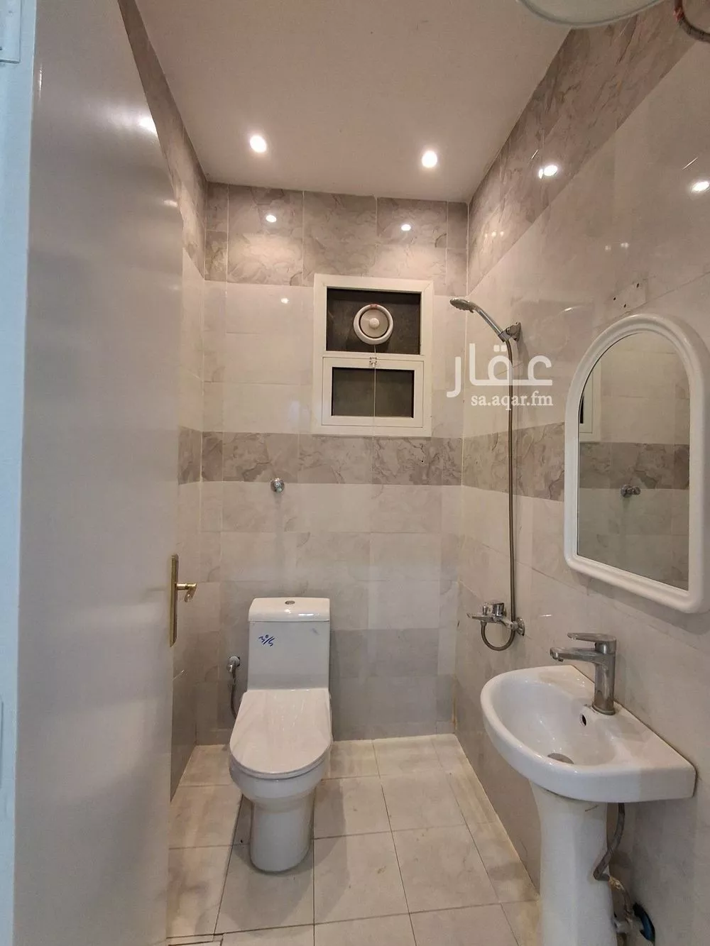 شقة 4 غرف في المهدية 9