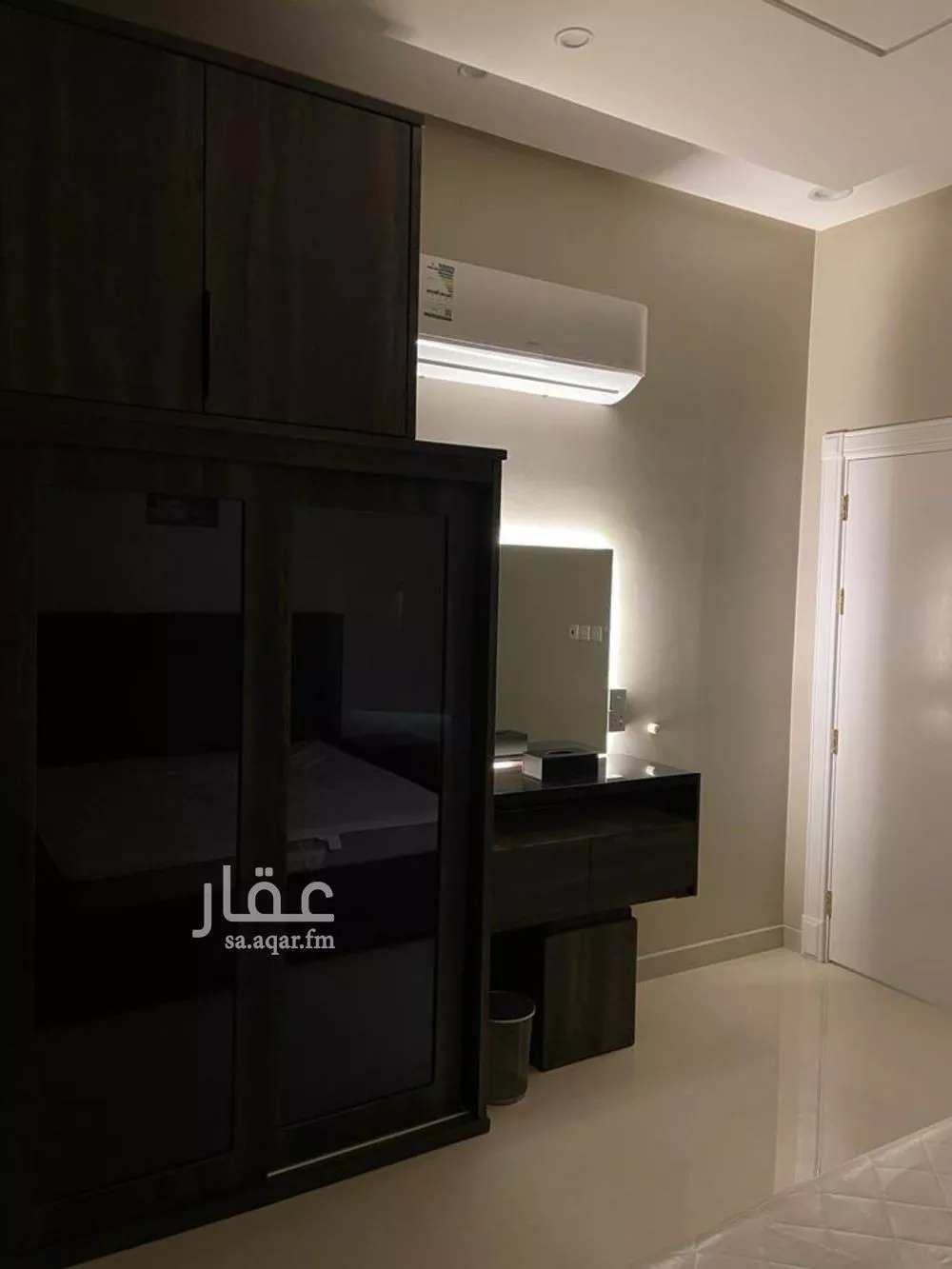 دور 5 غرف في المعذر الشمالي 9