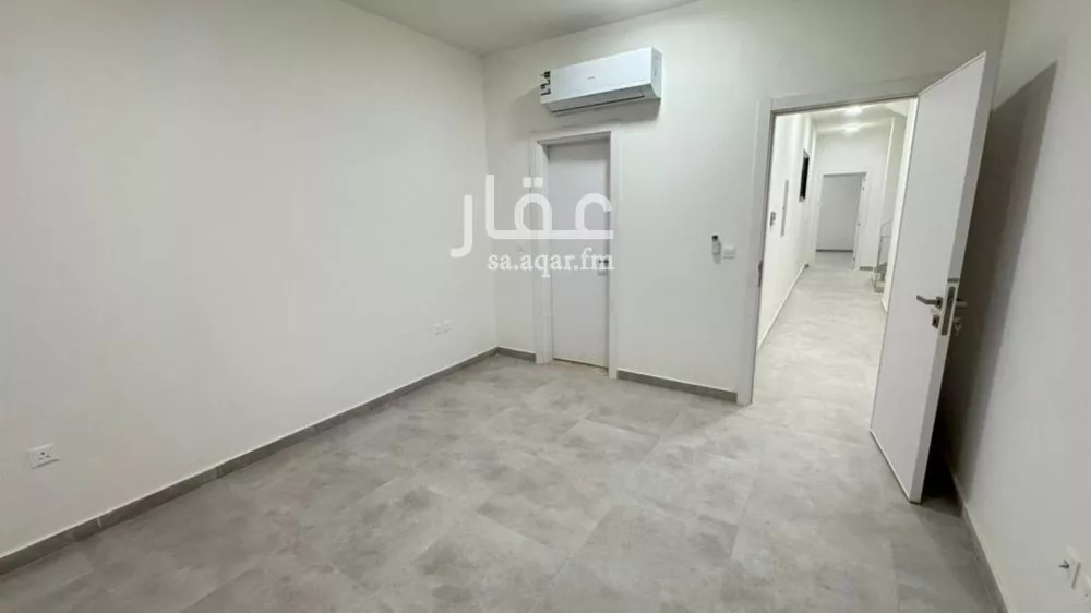 فيلا 5 غرف في النرجس 11