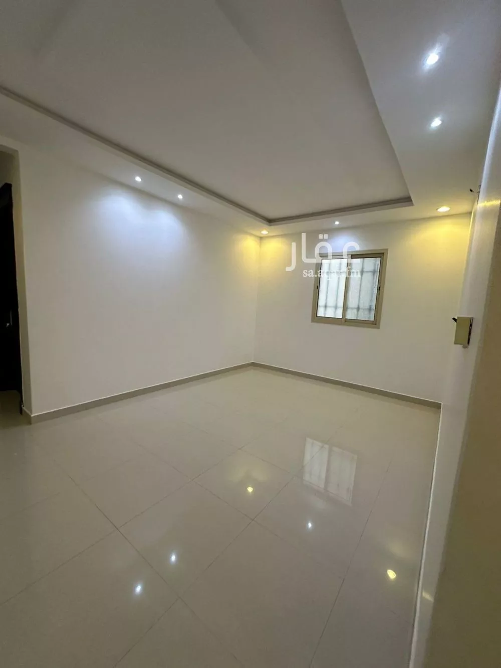 فيلا 8 غرف في العارض 6