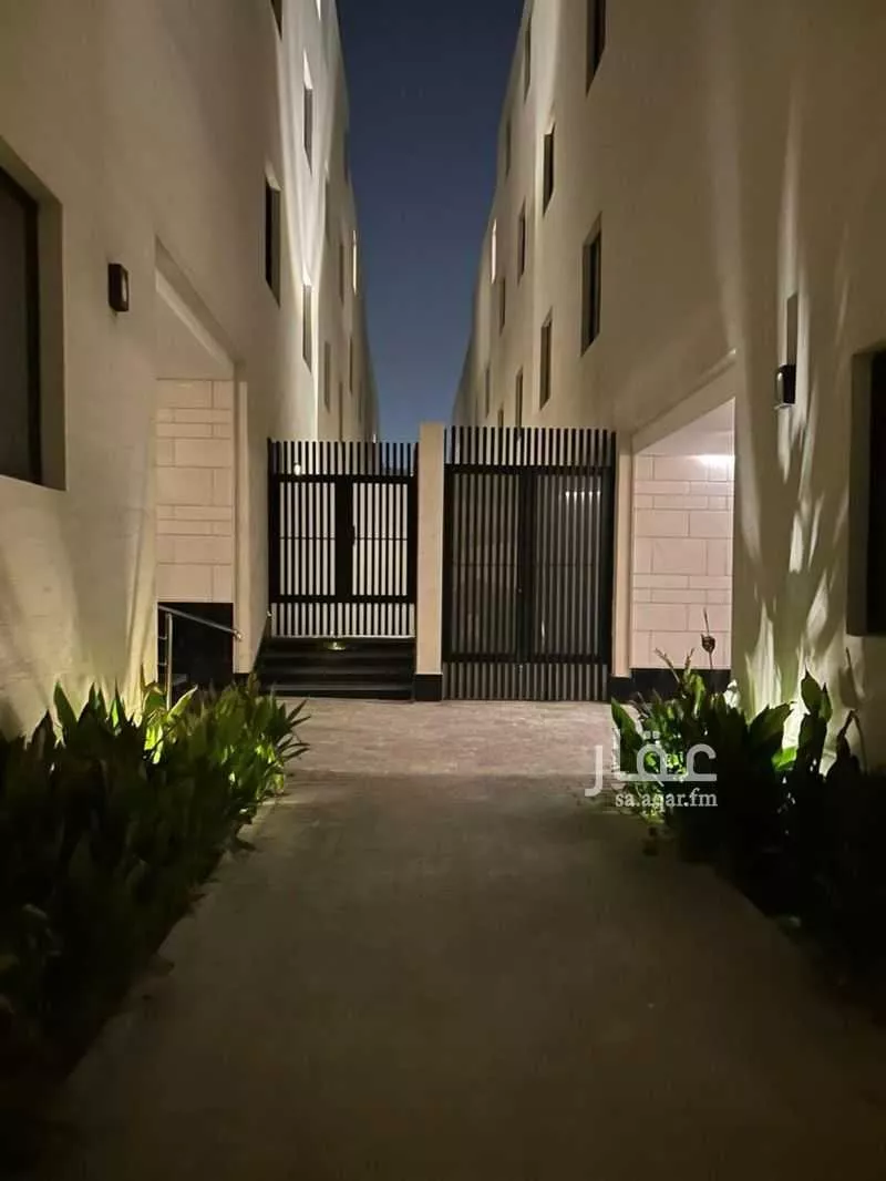 شقة 4 غرف في الملقا 12