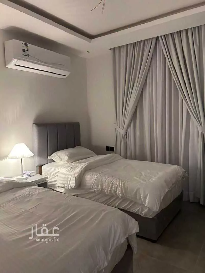 شقة 4 غرف في الملقا 6