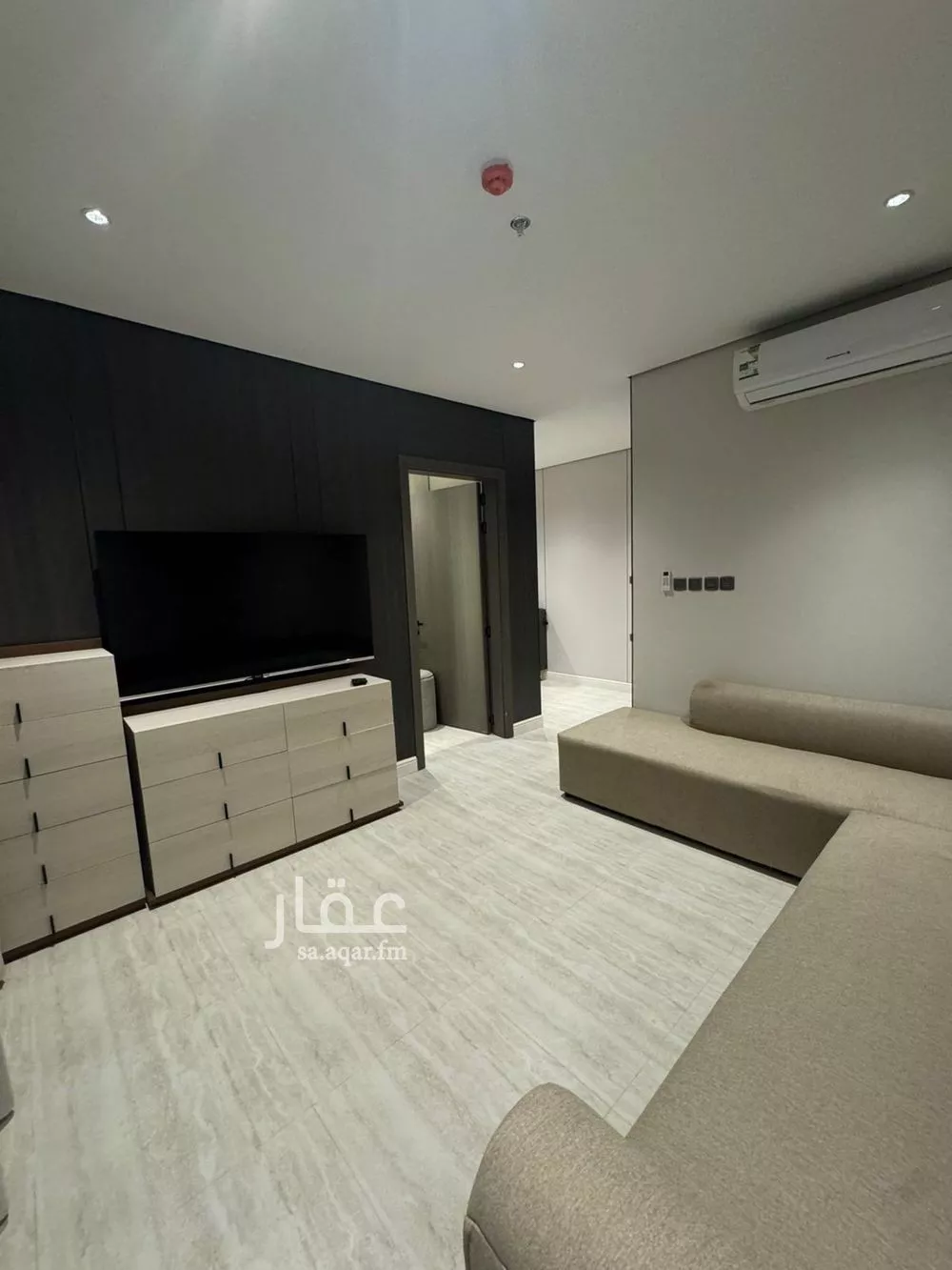 4 bedroom apartment in Al Maizilah 25