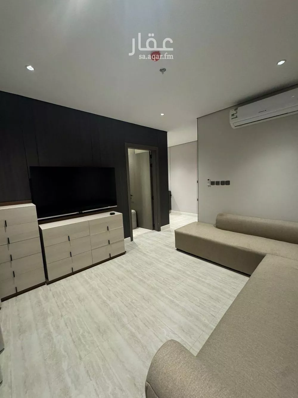 4 bedroom apartment in Al Maizilah 10