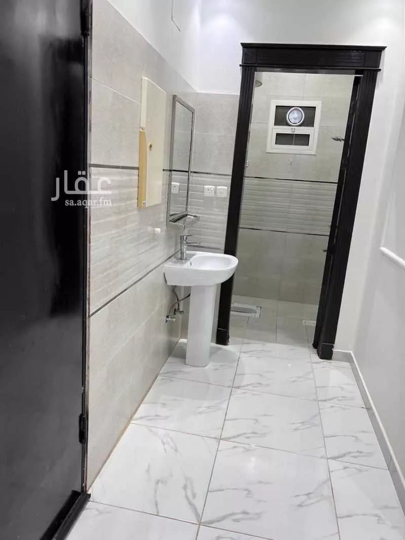 شقة 3 غرف في القادسية 5