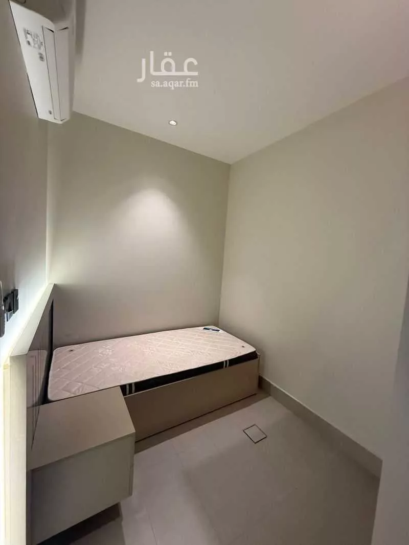 شقة 3 غرف في عرقة 13