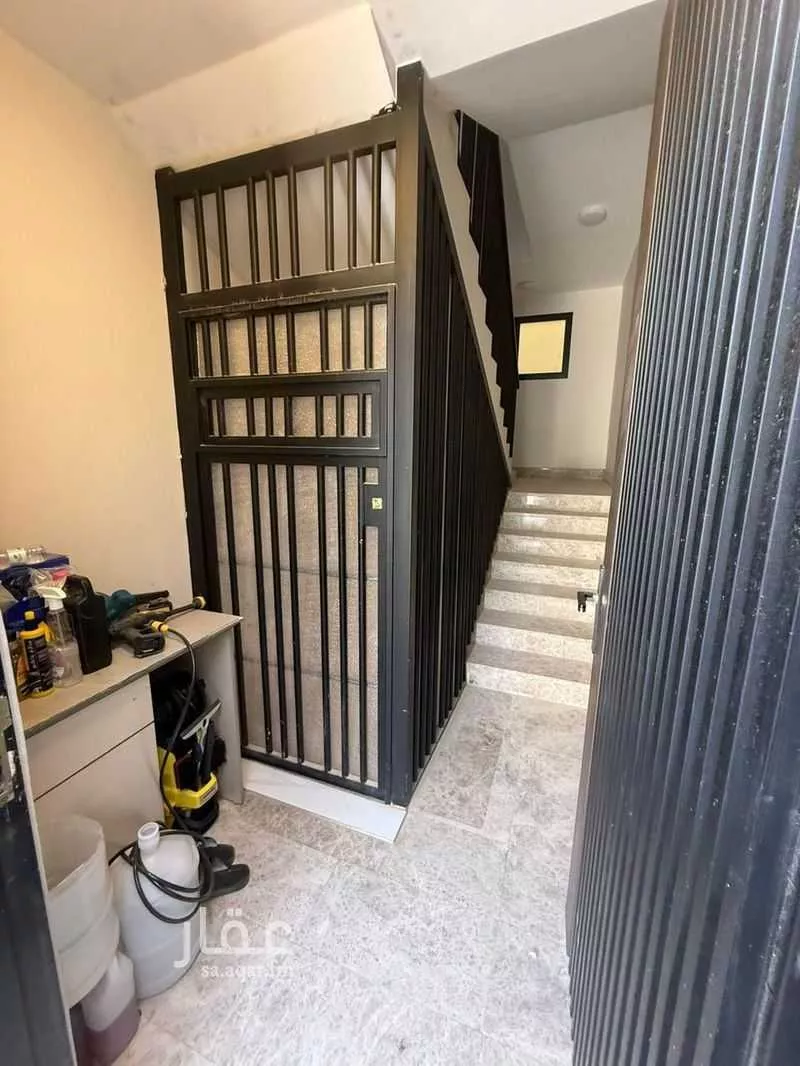 شقة 3 غرف في عرقة 28