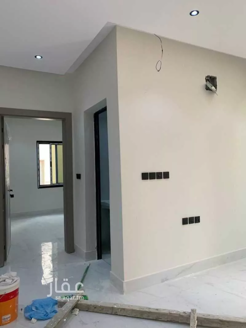 فيلا 9 غرف في الشراع 6