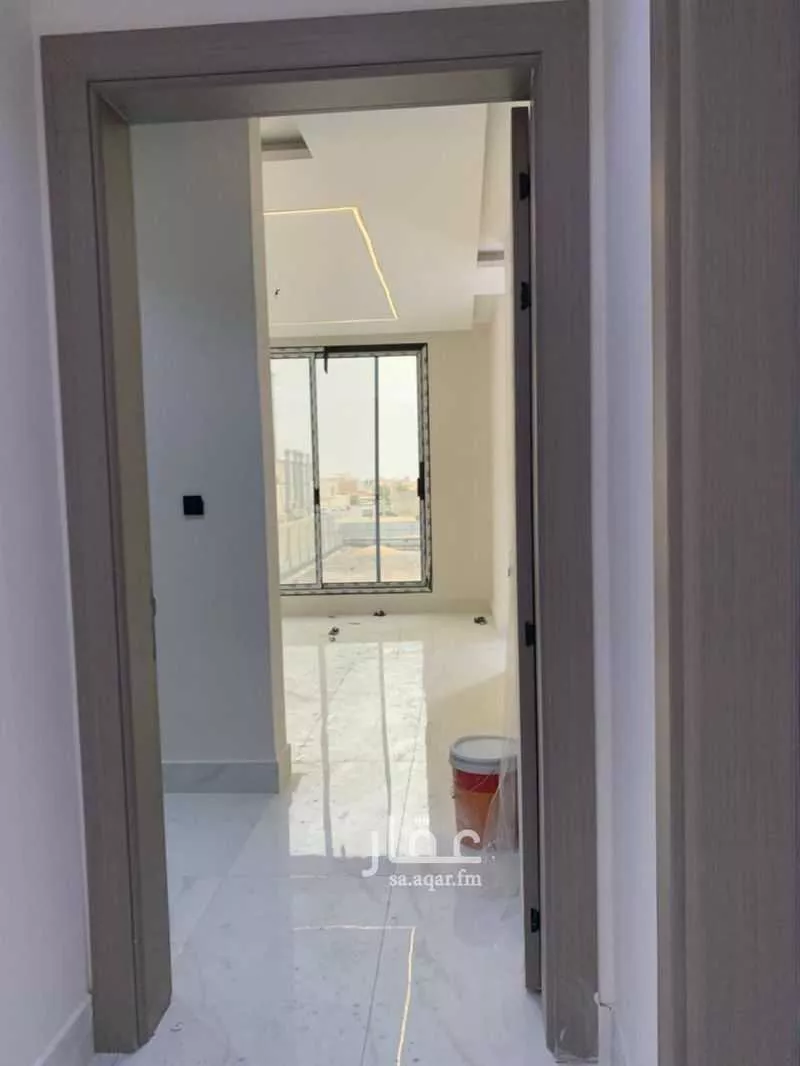 فيلا 9 غرف في الشراع 7