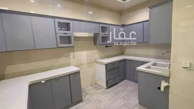 شقة 3 غرف في العارض 10