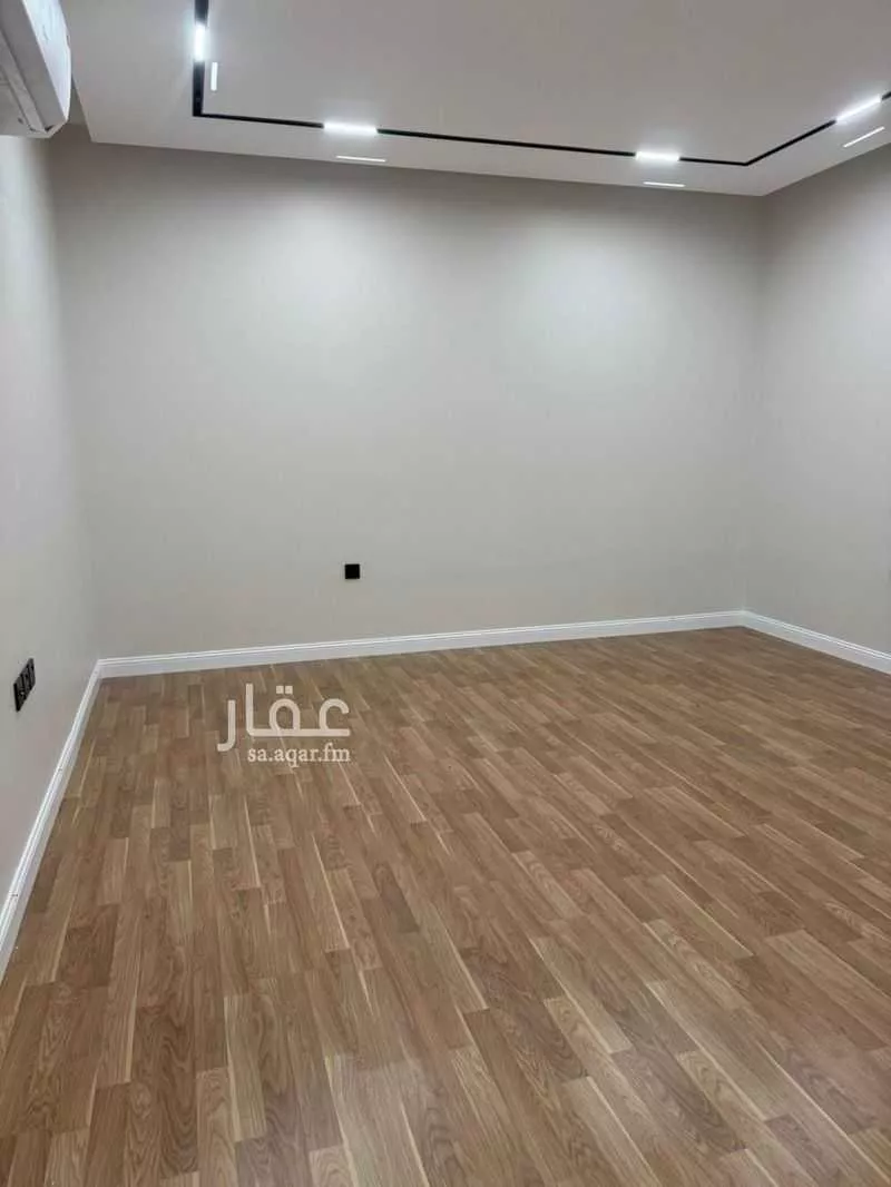 شقة 3 غرف في الريان 4