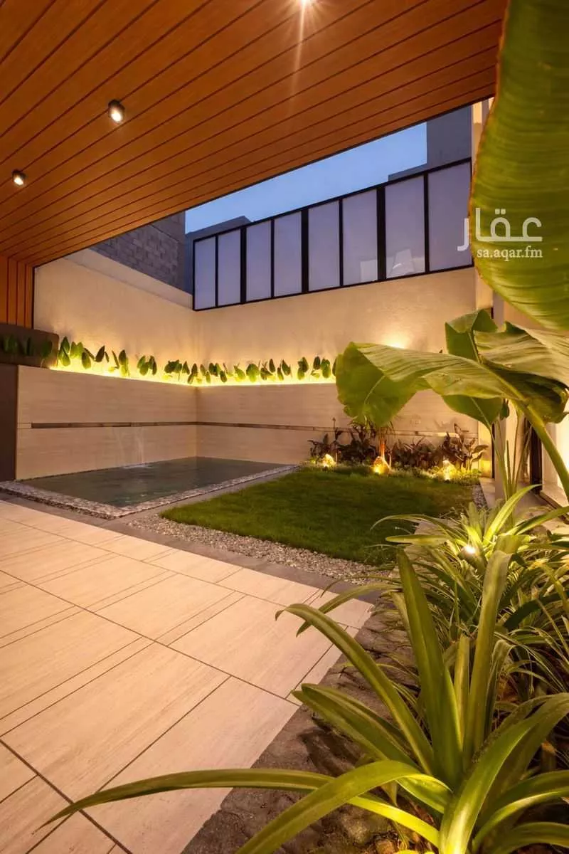 فيلا 7 غرف في الملقا 13