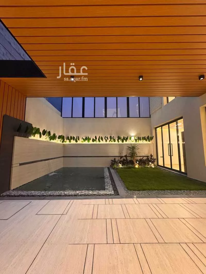 فيلا 7 غرف في الملقا 18