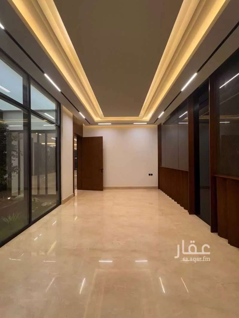 فيلا 7 غرف في الملقا 19