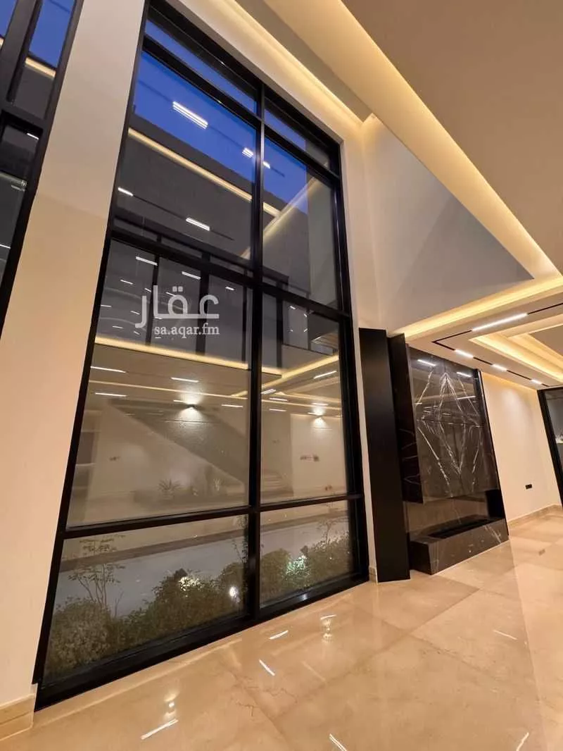 فيلا 7 غرف في الملقا 24