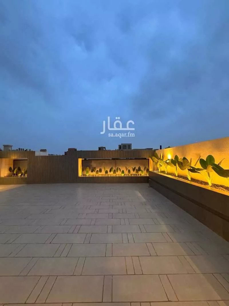 فيلا 7 غرف في الملقا 30