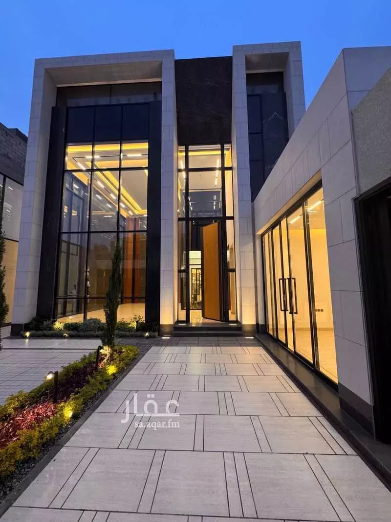 فيلا 7 غرف في الملقا 5