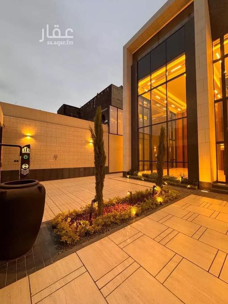 فيلا 7 غرف في الملقا 6