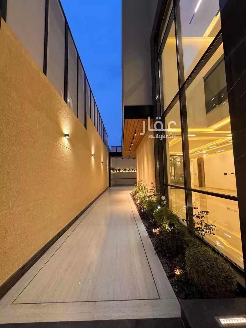 فيلا 7 غرف في الملقا 9