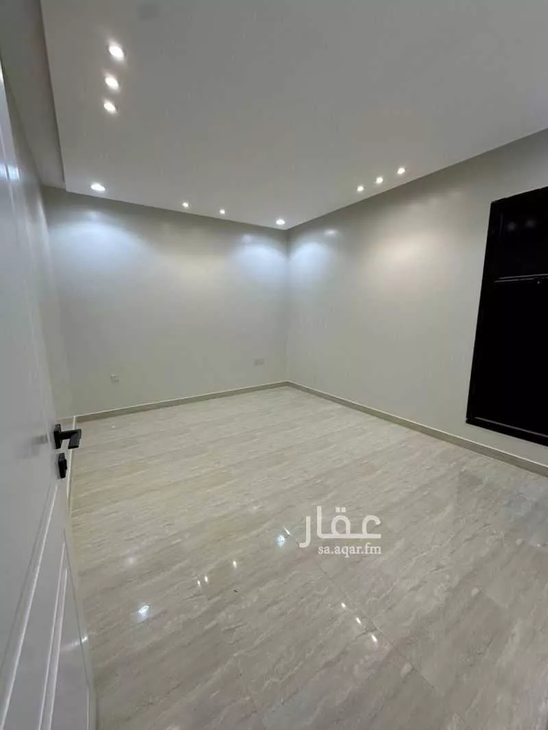 شقة 3 غرف في الرمال 2