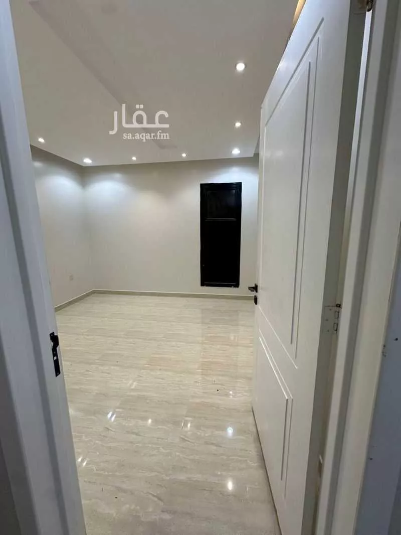 شقة 3 غرف في الرمال 11