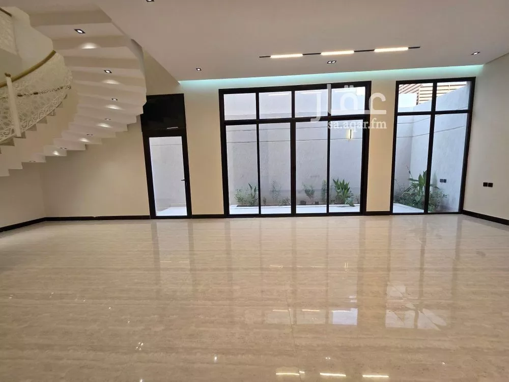 فيلا 6 غرف في الرمال 16