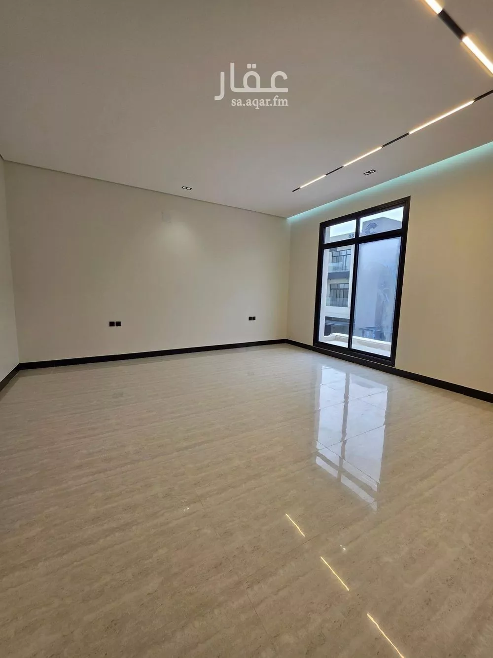 فيلا 6 غرف في الرمال 28