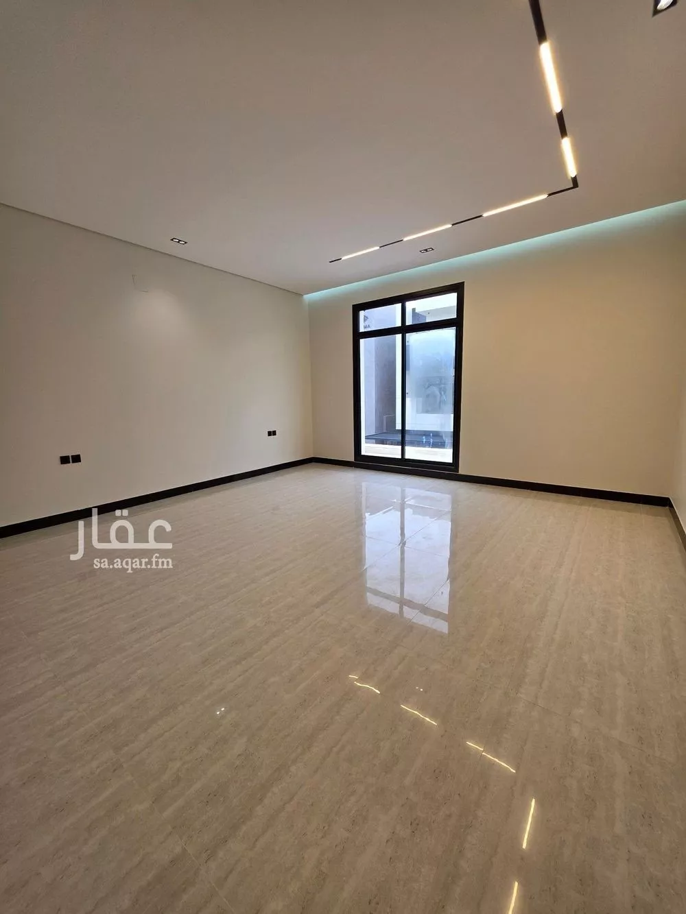 فيلا 6 غرف في الرمال 30