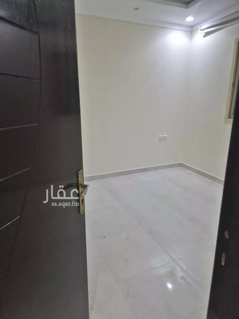 3 bedroom floor in Al Salam 10