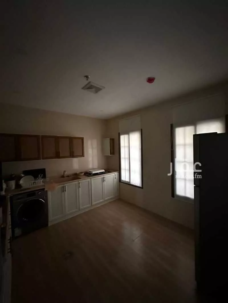 شقة 3 غرف في الحمرا 5