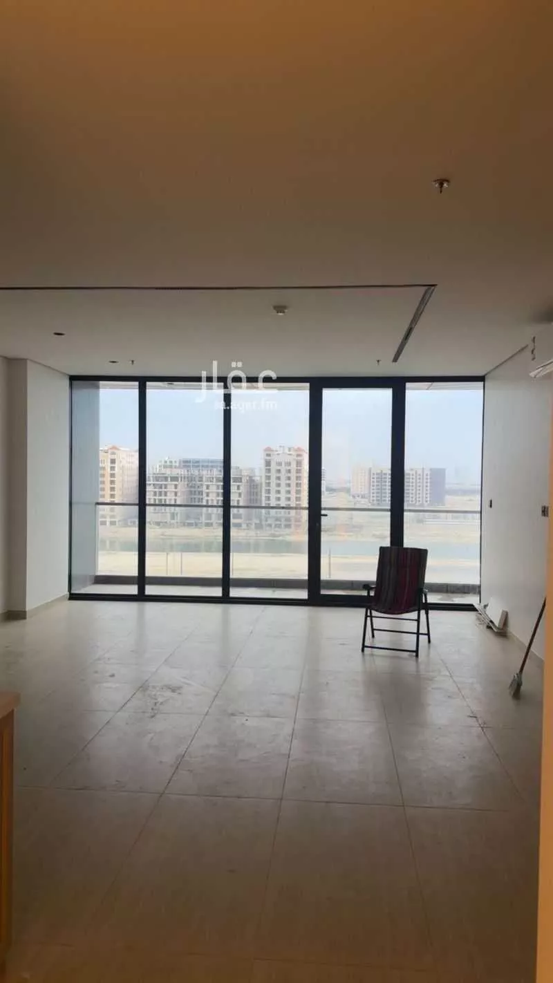 شقة 3 غرف في الخور 11