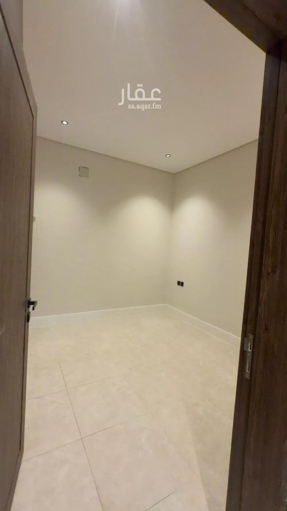 دور 4 غرف في النرجس 2