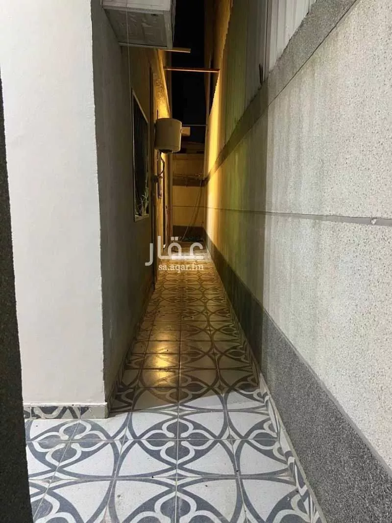 6 bedroom villa in Al Adamah 5