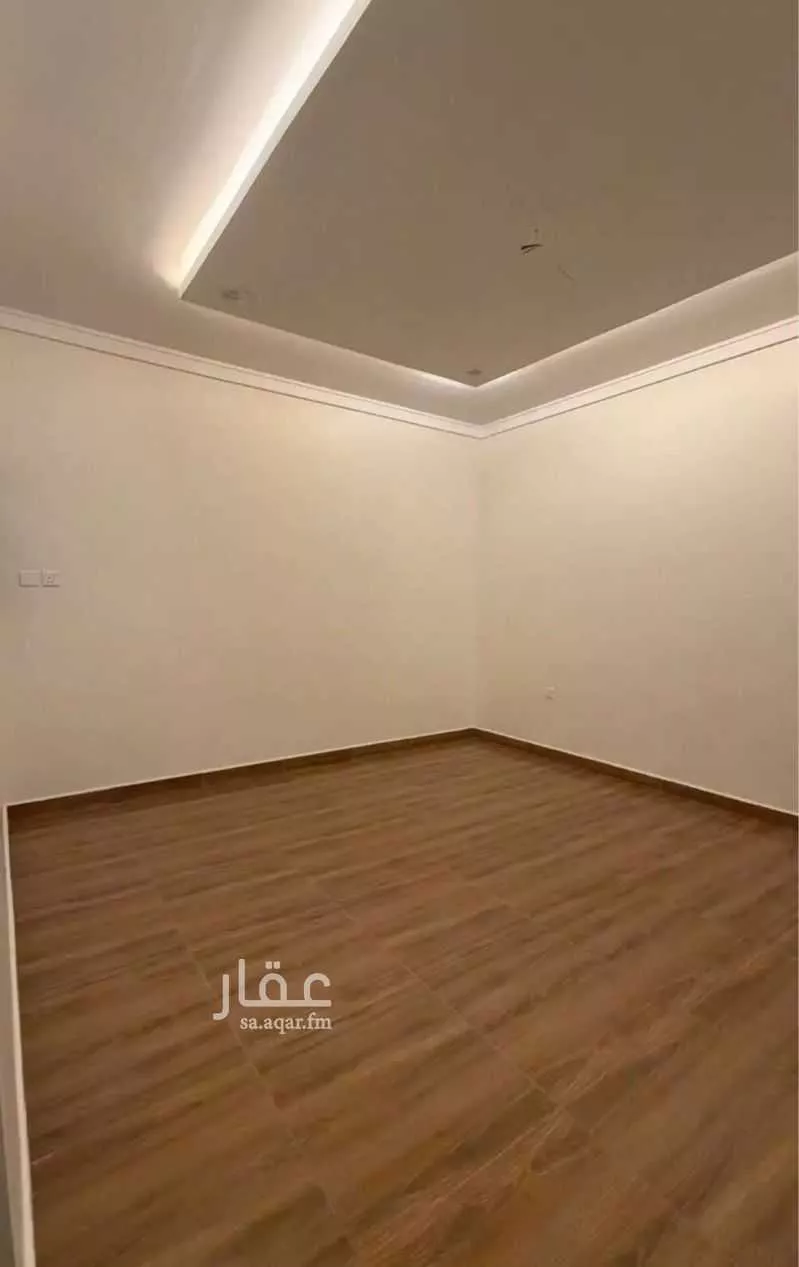 شقة 6 غرف في البحيرات 12