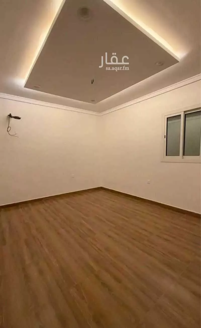 شقة 6 غرف في البحيرات 13