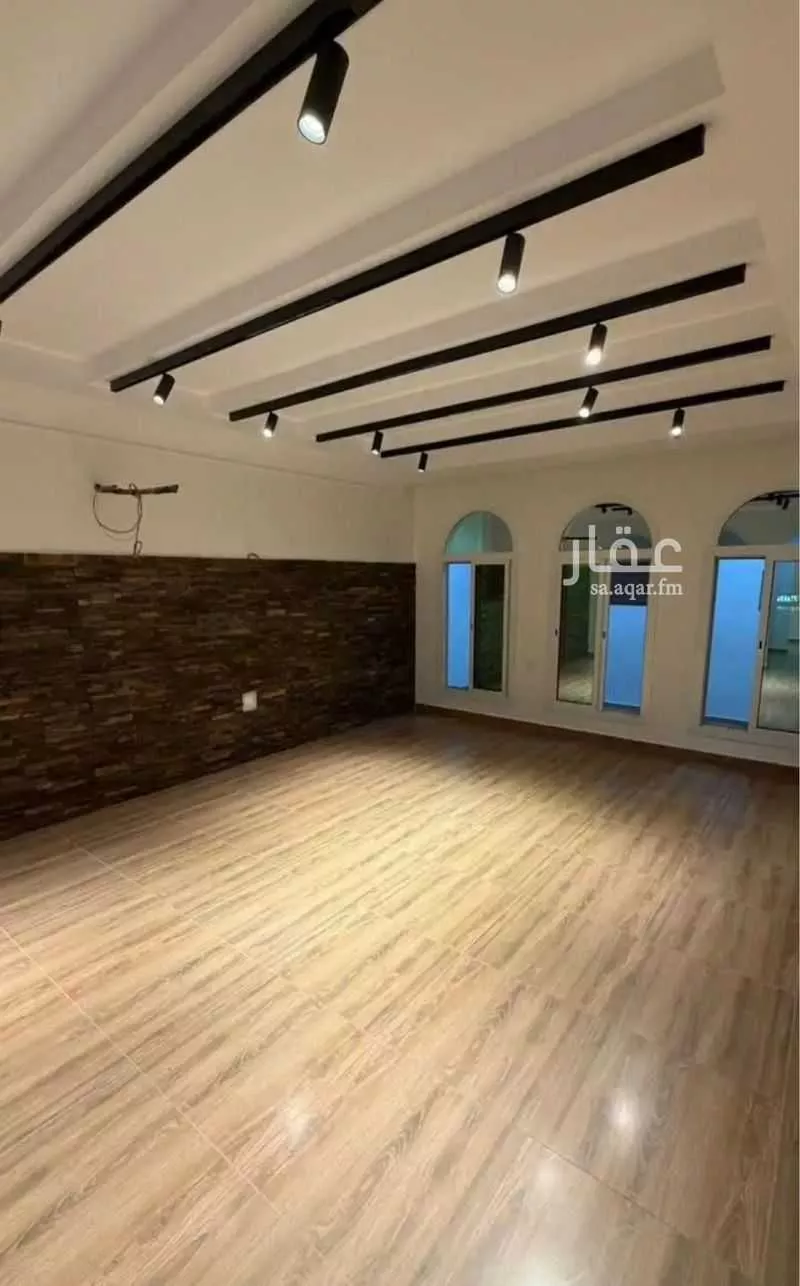 شقة 6 غرف في البحيرات 14