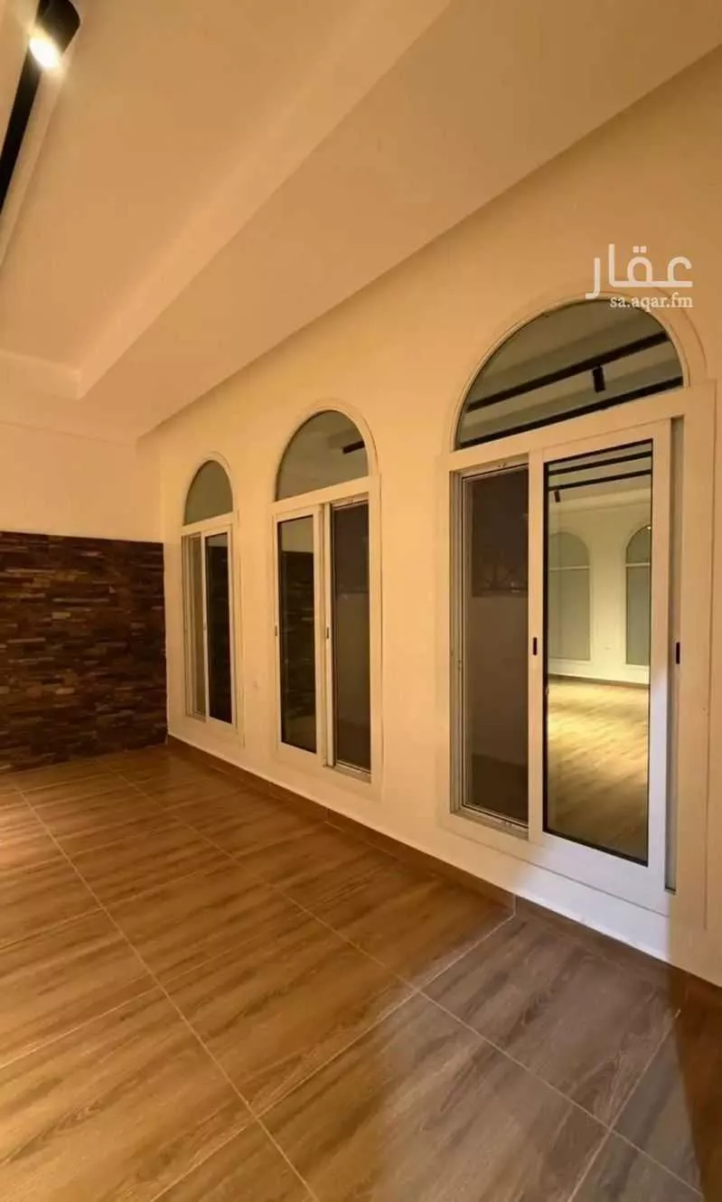 شقة 6 غرف في البحيرات 7