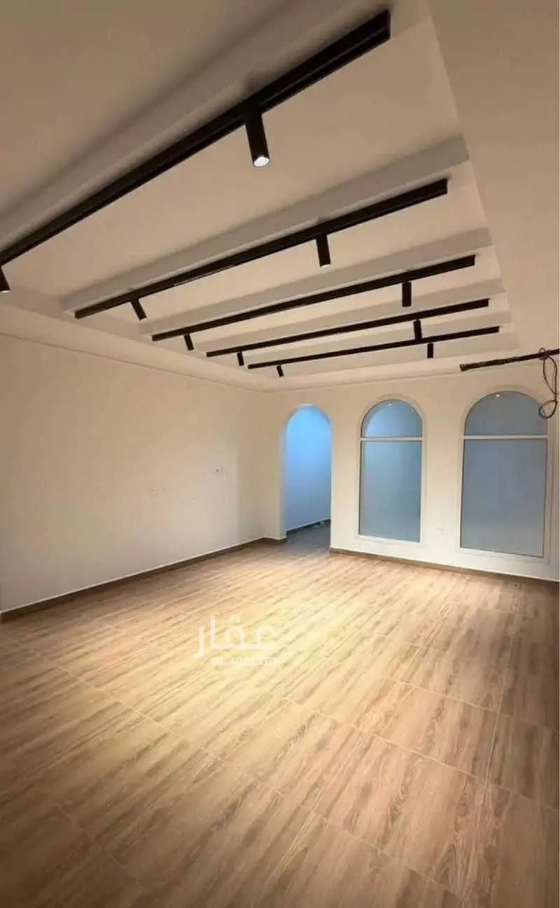 شقة 6 غرف في البحيرات 10