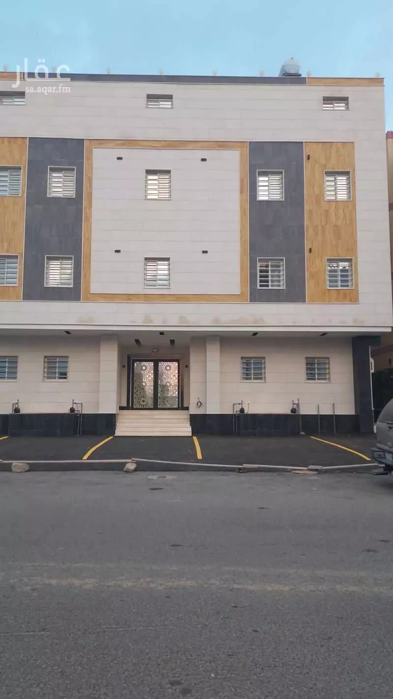 شقة 6 غرف في الراشدية 3