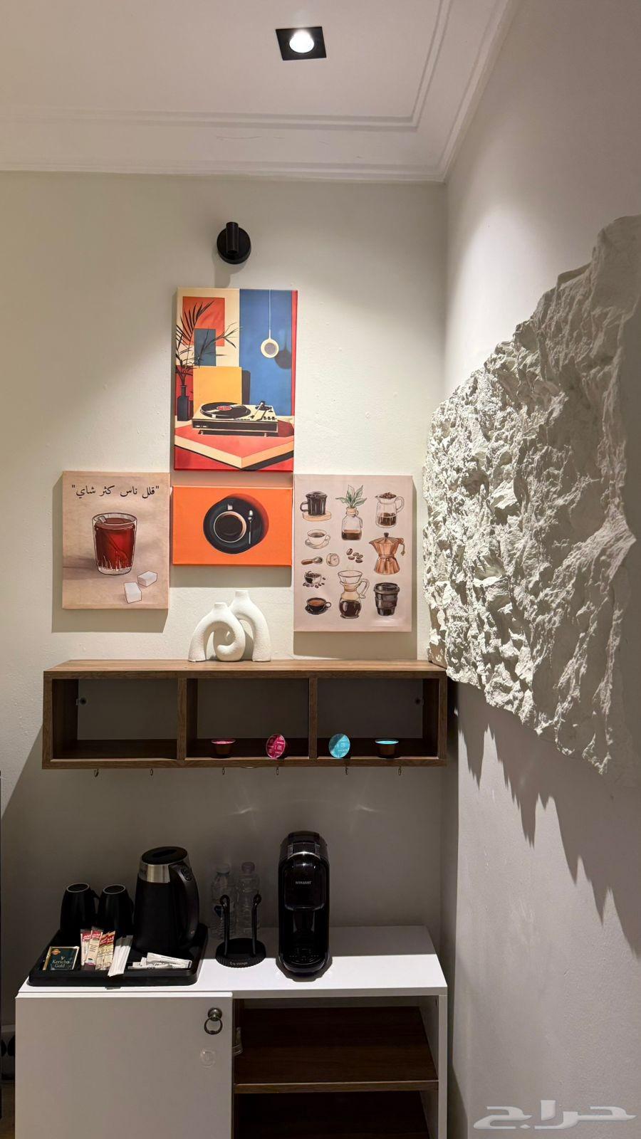 شقة 1 غرف في العقيق 7