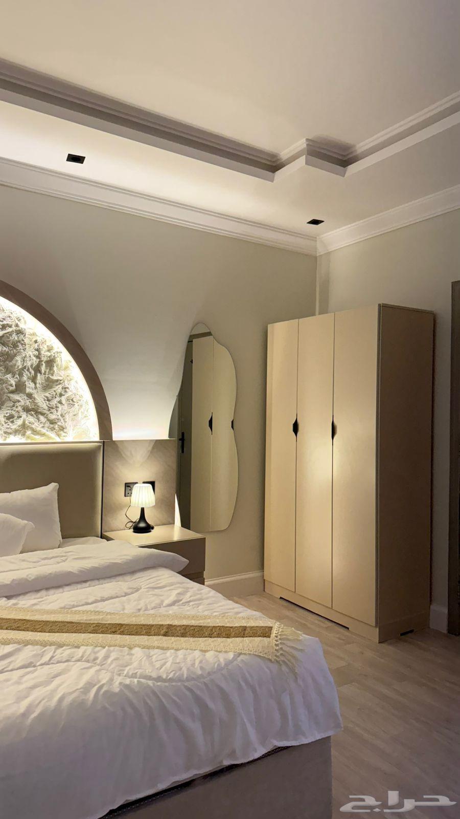 شقة 1 غرف في العقيق 9