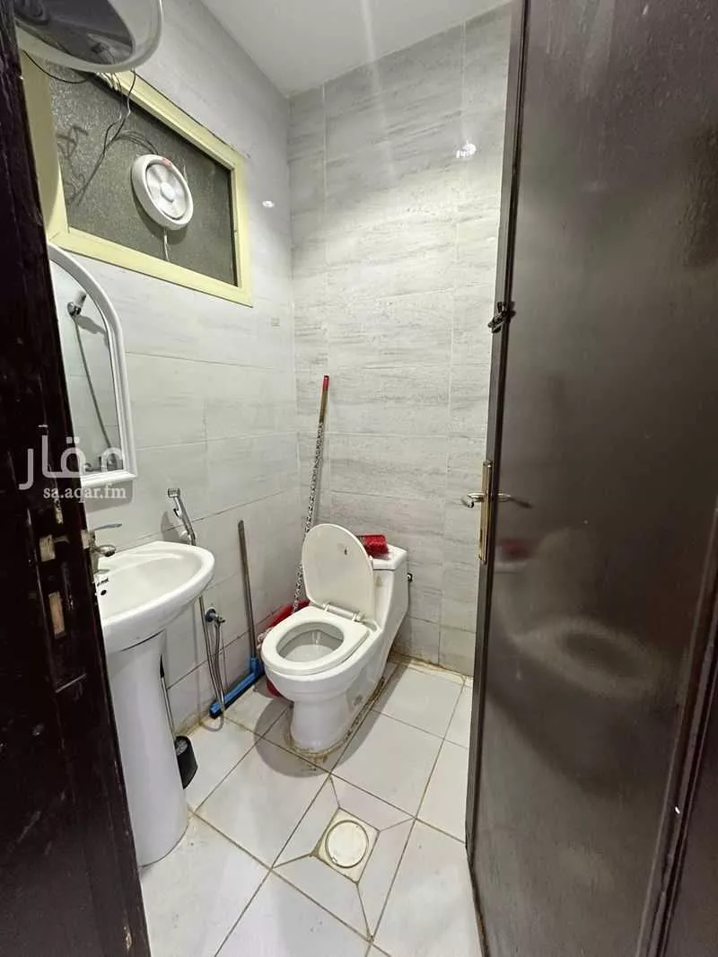 1 bedroom apartment in King Faisal 6