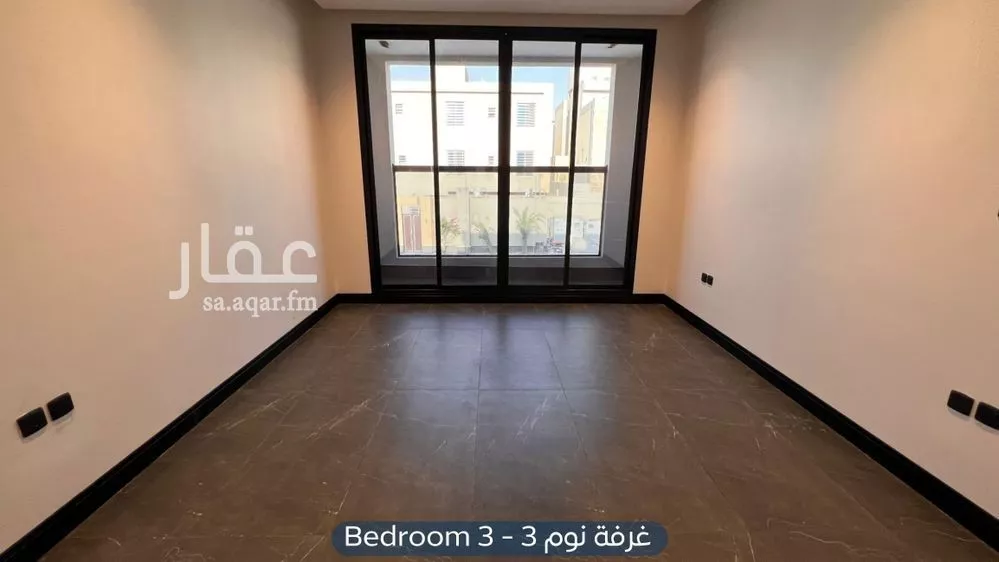 شقة 5 غرف في الرمال 15