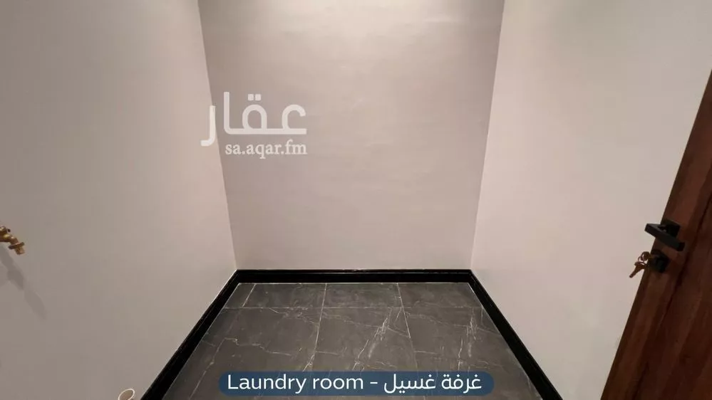 شقة 5 غرف في الرمال 8