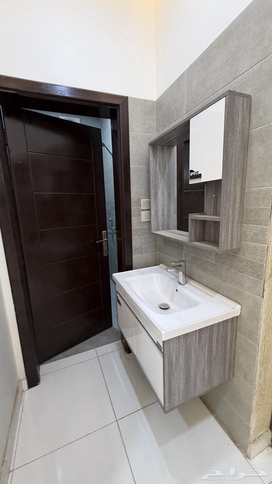 4 bedroom apartment in Ar Rayan 5